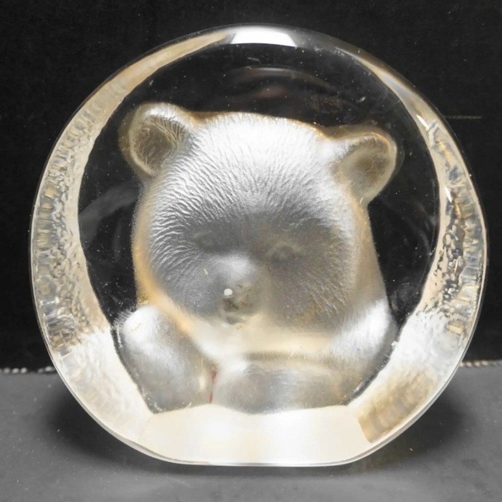Crystal Zajecar Bear Cub Frosted Intaglio Paperweight Lead Crystal Yugoslavia